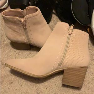 Aldo LIGHT PINK Ankle Booties